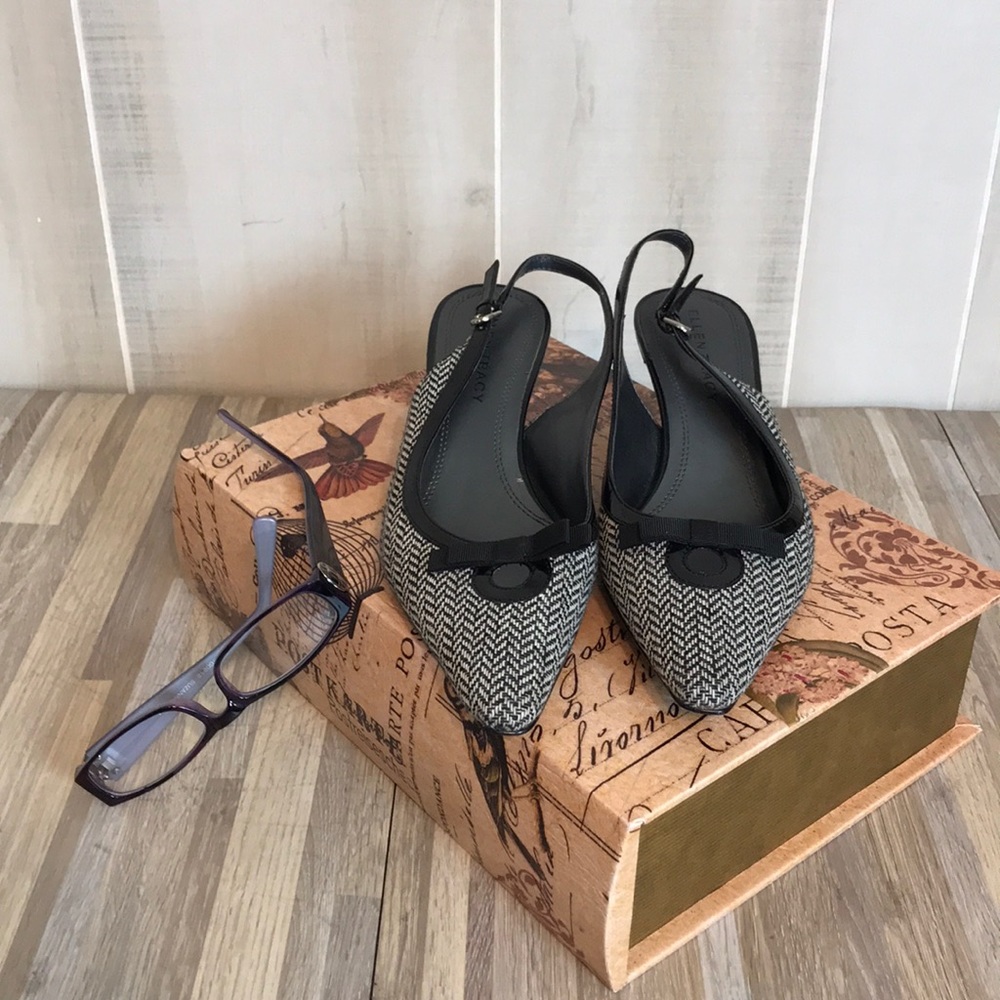 Ellen Tracy size 7.5 “Sammy” heels💕